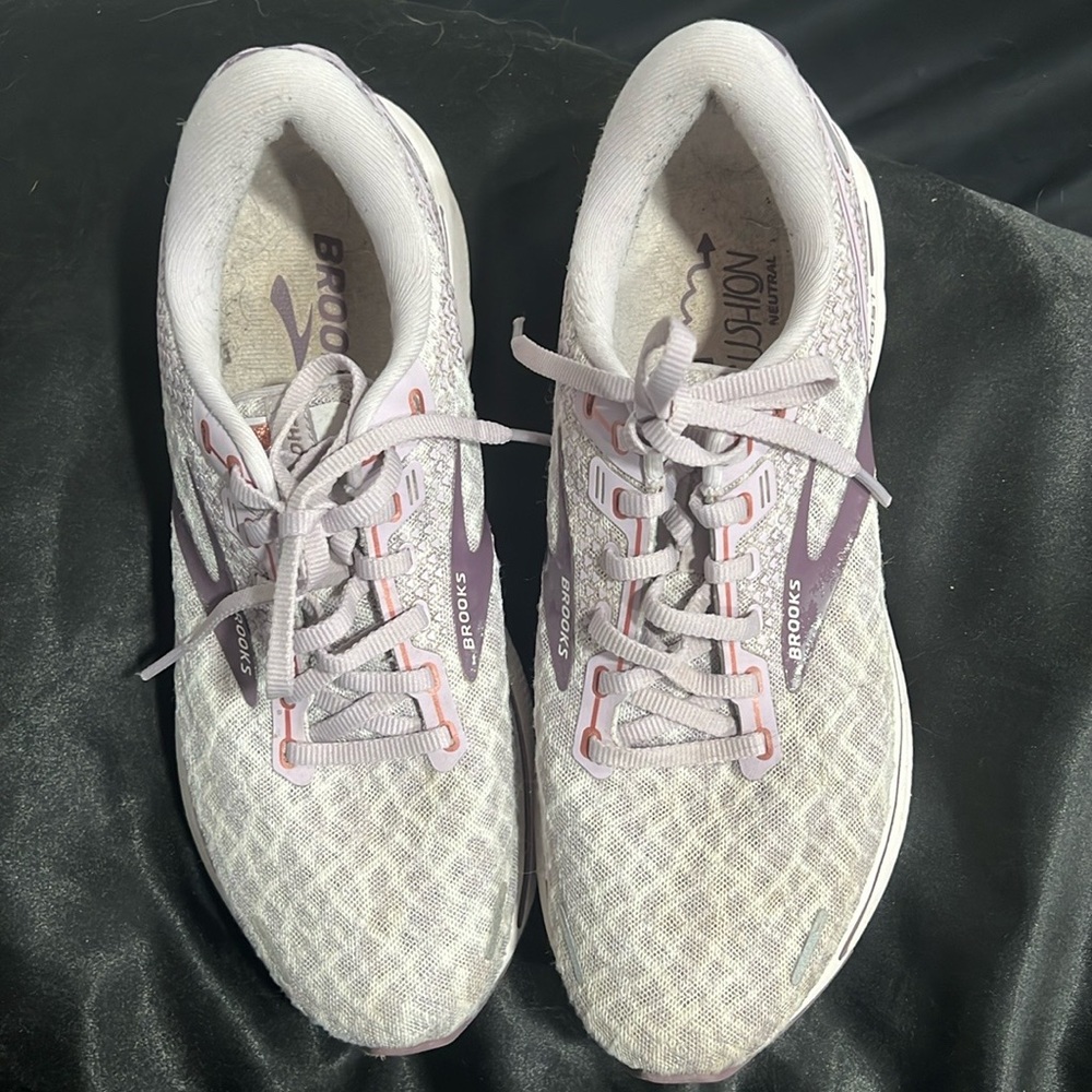 Brooks Ghost 14, Size 9